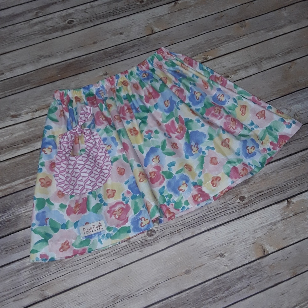 NWOT size 4 cute little skirt for your girl